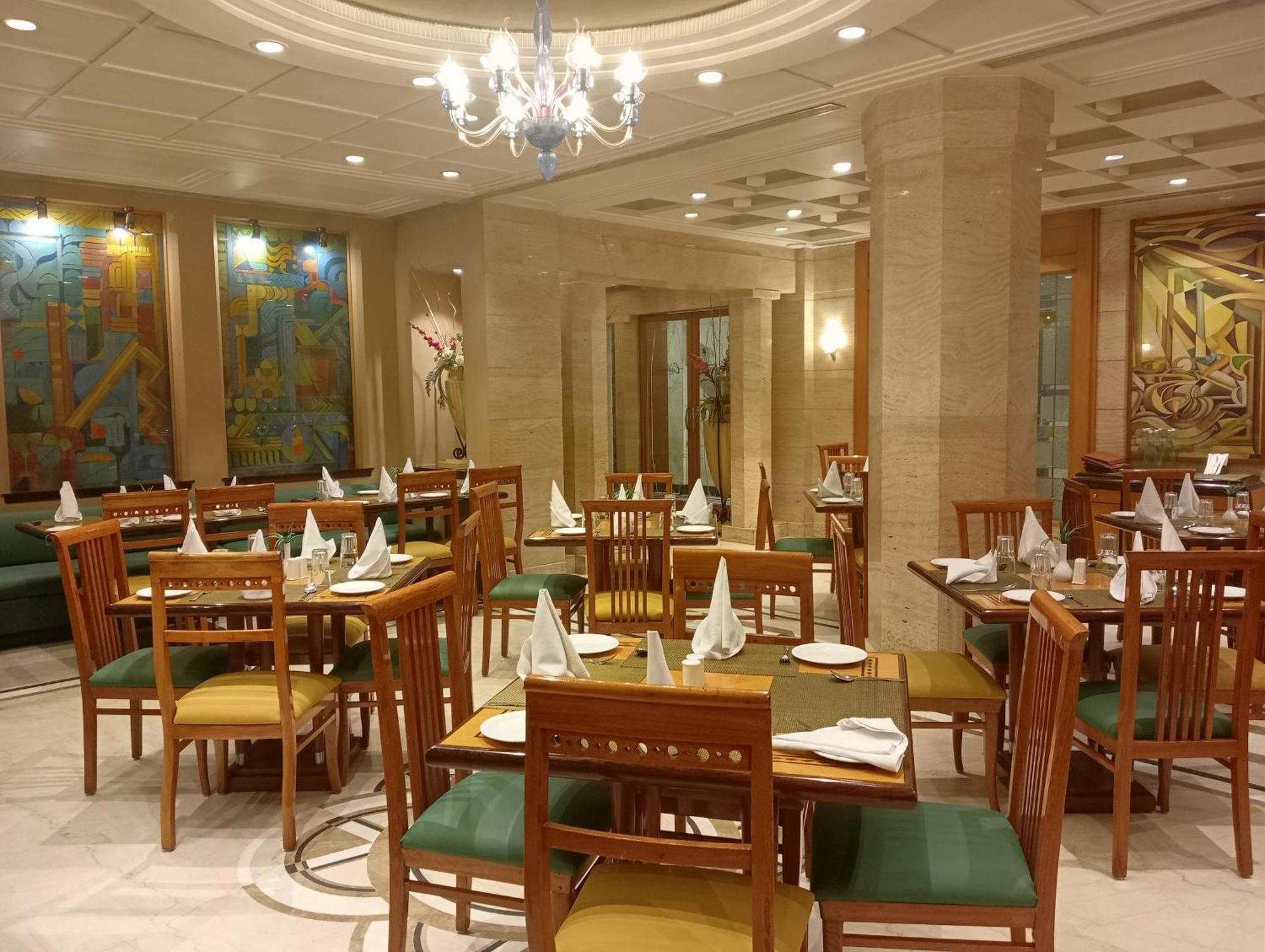 Sarovar Portico Kalupur Ahmedabad Exterior photo