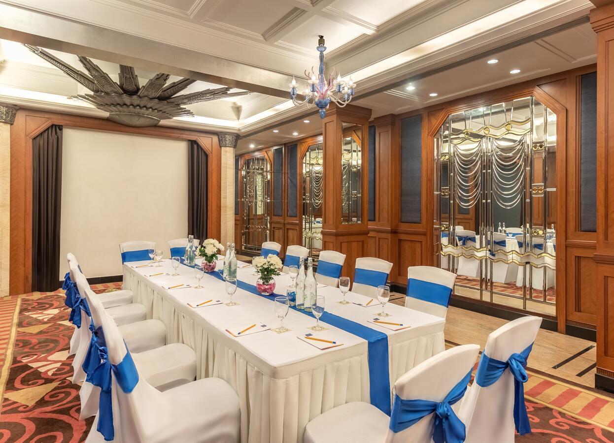 Sarovar Portico Kalupur Ahmedabad Exterior photo